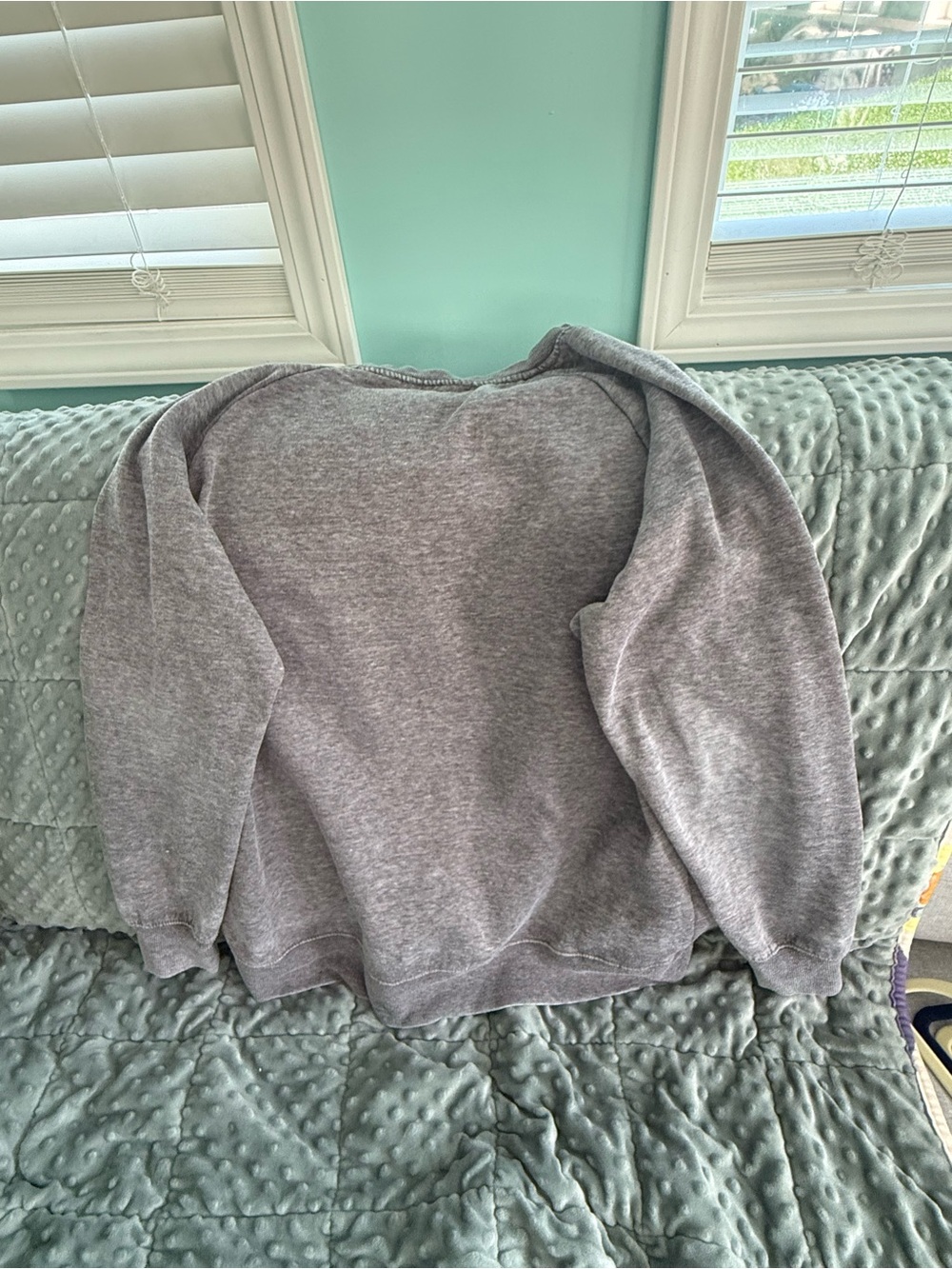 Simply Southern gray sweatshirt with label - Picture 3 of 6